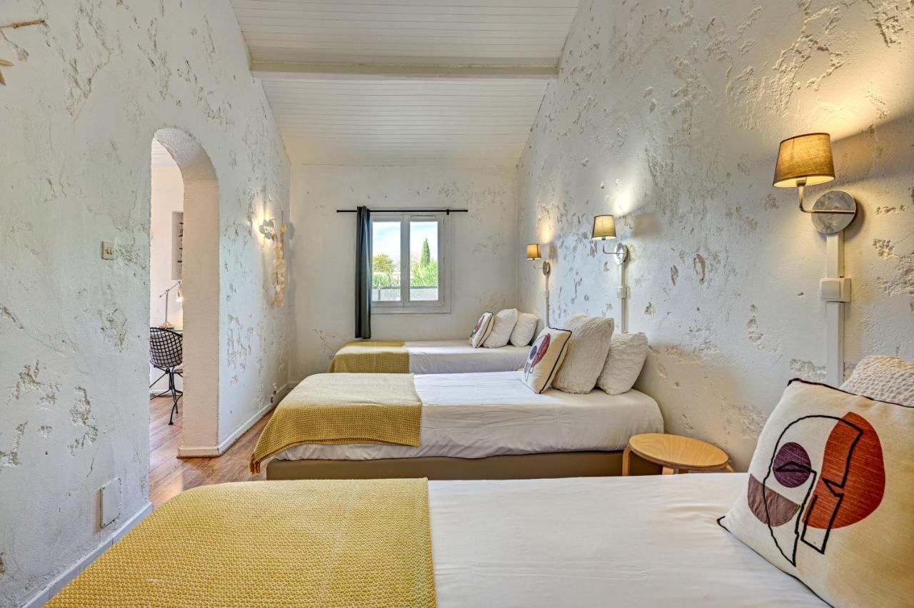 Le Provence Hotell Gémenos Exteriör bild