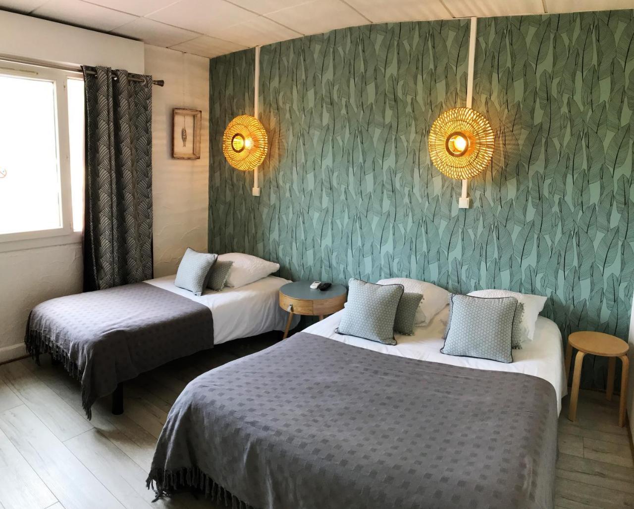 Le Provence Hotell Gémenos Exteriör bild