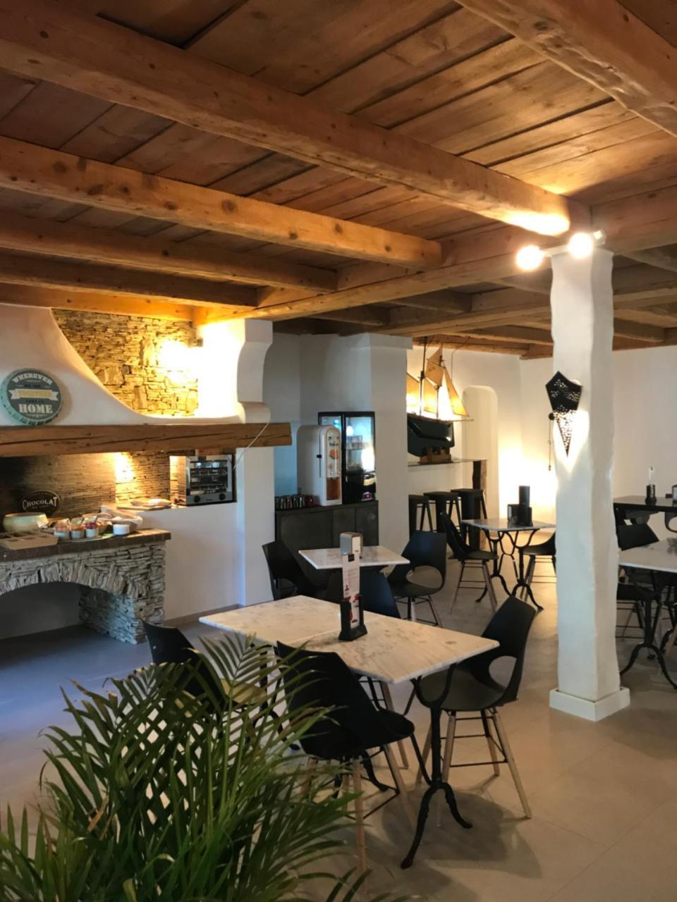 Le Provence Hotell Gémenos Exteriör bild