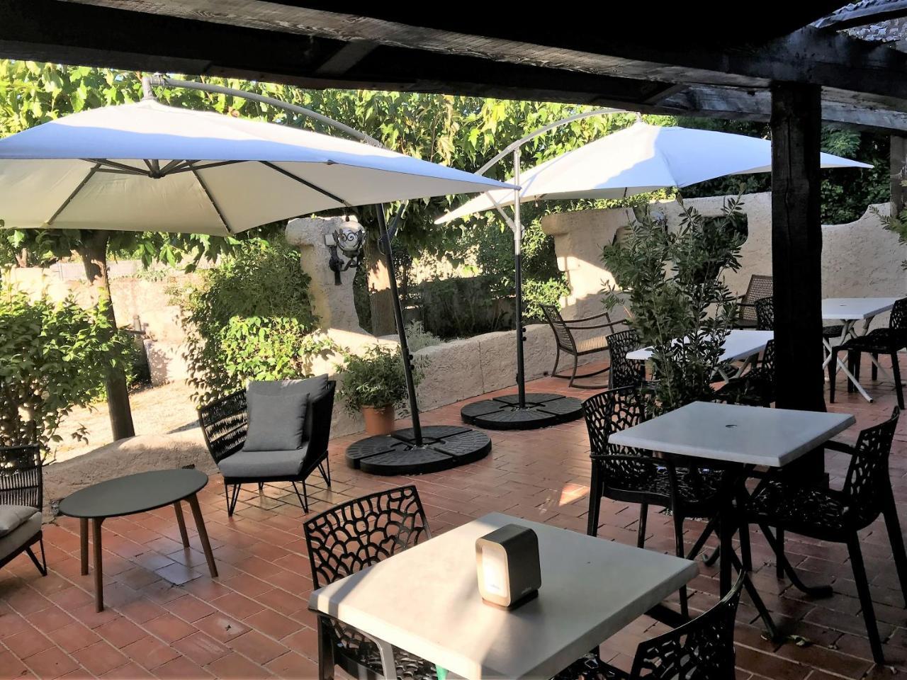 Le Provence Hotell Gémenos Exteriör bild