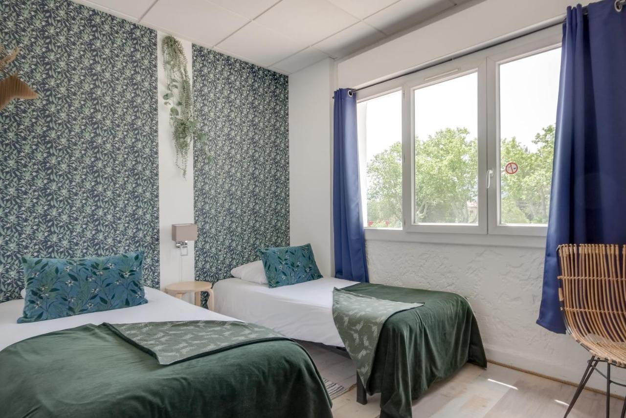 Le Provence Hotell Gémenos Exteriör bild